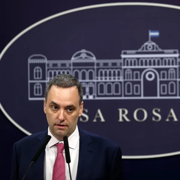 Adorni anunció los proyectos del Consejo de Mayo que serán enviados al Congreso