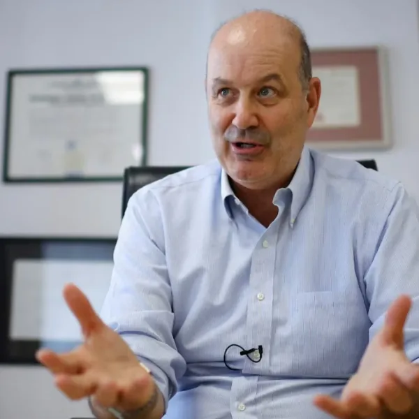 Sturzenegger aclaró varios puntos del proyecto de modernización laboral