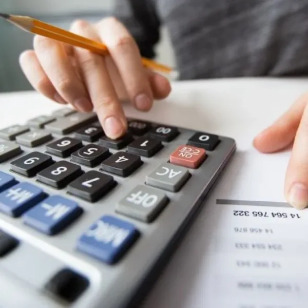 La reforma laboral prevé la eliminación de ocho impuestos: ¿cuál es el impacto?