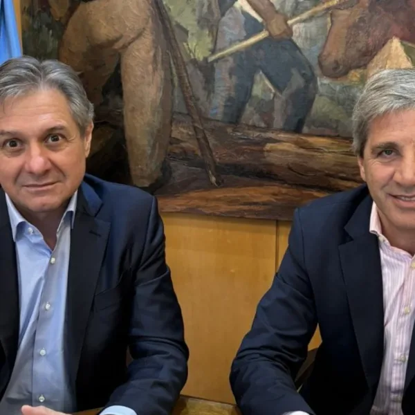 Caputo podría perder a su segundo en el área; Hallan muerto a un efectivo en la Quinta de Olivos; Top de clubes CONMEBOL; y más...