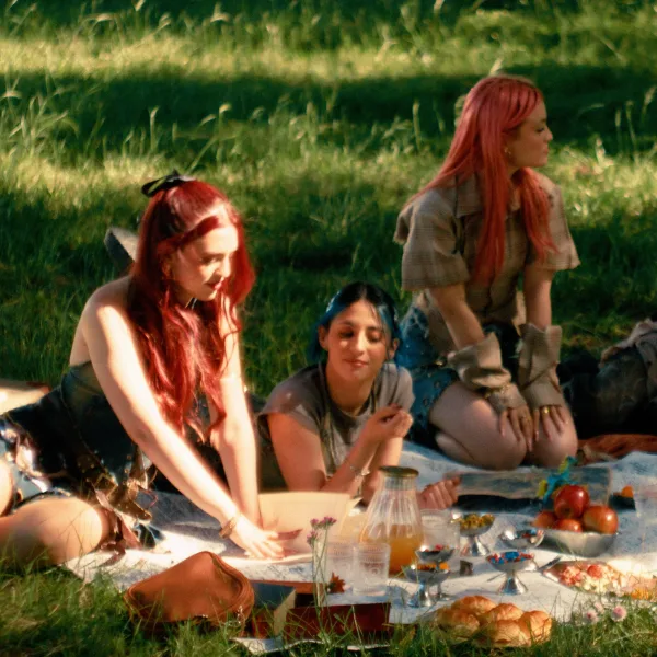 Adollz Presenta “destino (run Wild)”