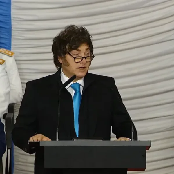Milei habló de la muerte de los oficiales de las fuerzas federales durante un acto oficial