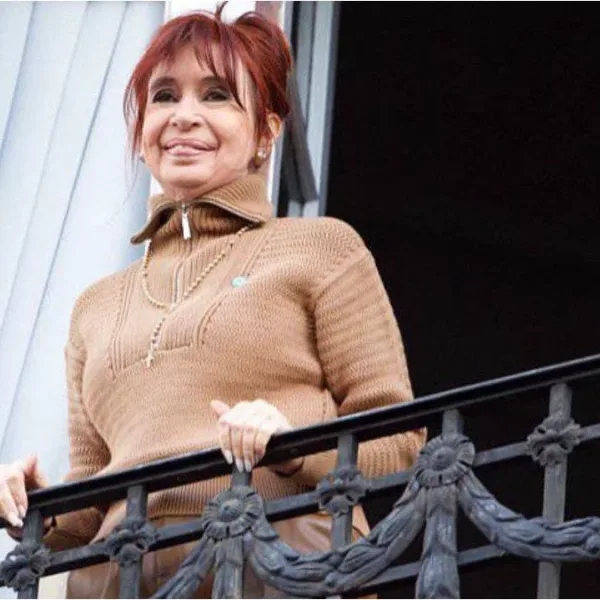 Resumen: Internaron a CFK, denegaron la salida laboral a La Toretto, nuevo detenido por el triple femicidio y más...