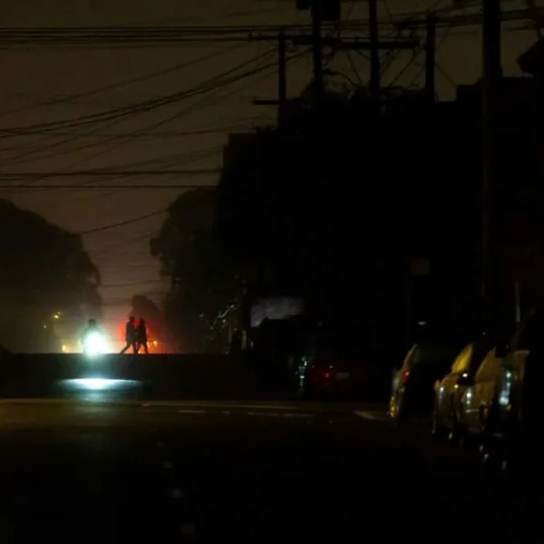 Masivo apagón en San Francisco dejó sin electricidad a más de 130.000 personas y suspendió servicios clave
