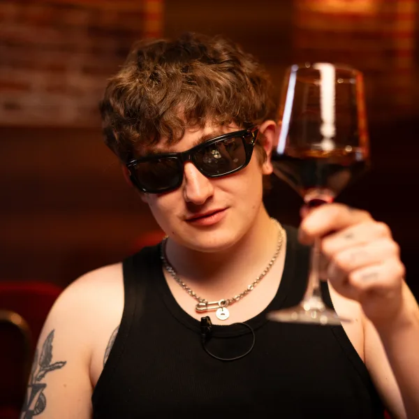 Dillom en Filo.Música: “Nunca voy a hacer lo que me pidan”