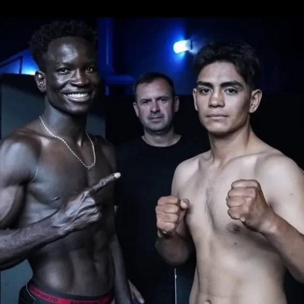 Dura derrota por nocaut: el santiagueño “Bazooka” Chávez sufrió fractura de mandíbula ante Touba Niang