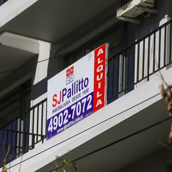 Alquileres, transporte, prepagas y servicios: todos los aumentos que llegan en enero 2026