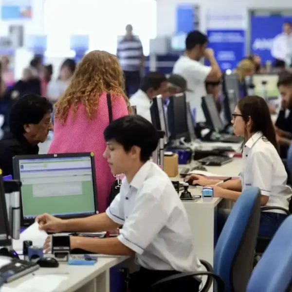 Se profundiza el ajuste en el Estado: el empleo público volvió a caer en noviembre