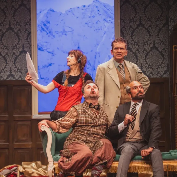 "La función que sale mal": la comedia internacional desternillante regresa al Multiteatro con su adaptación