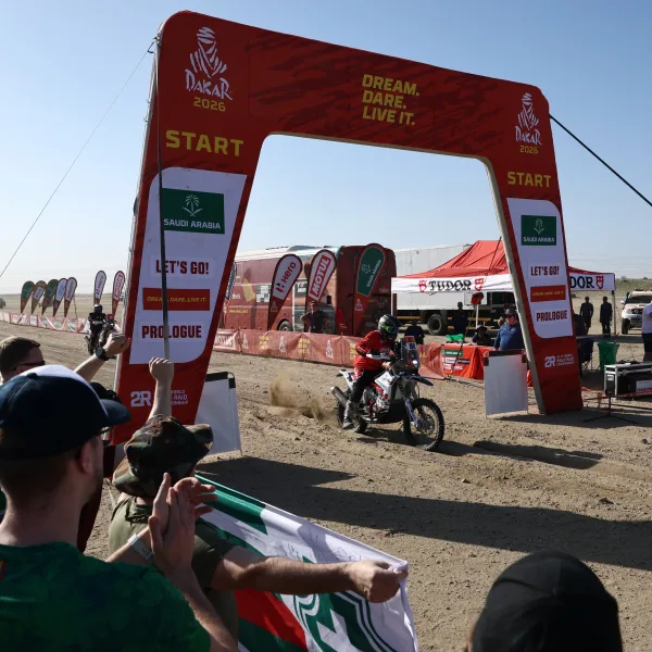 El Rally Dakar 2026 largó en Arabia Saudita y Neuquén dice presente con Santiago Rostan