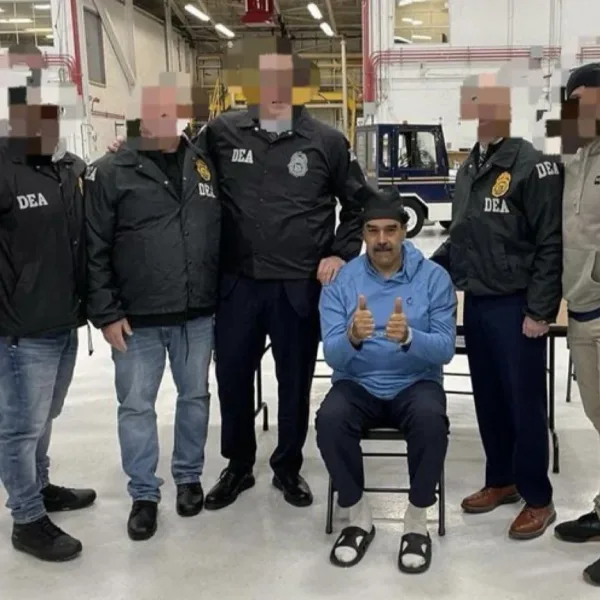 Nicolás Maduro pasó su primera noche detenido en Estados Unidos y enfrenta cargos federales