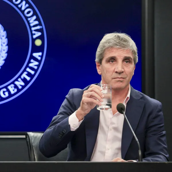 El Gobierno enfrenta un fuerte pago de deuda y activa un esquema de financiamiento externo