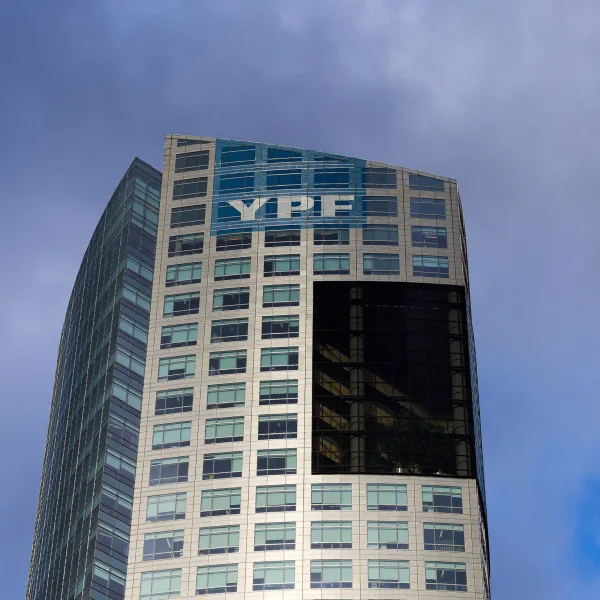 Juicio por YPF: los demandantes piden que la Argentina sea declarada en desacato