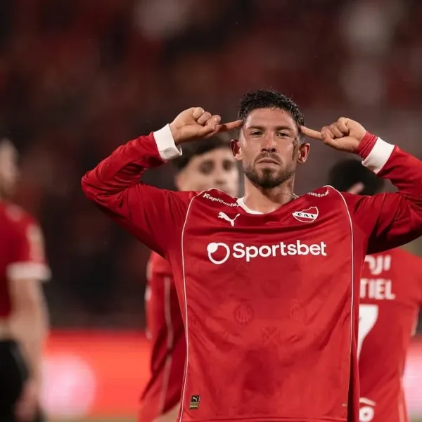 Independiente analiza una oferta del Pisa de Italia por Felipe Loyola