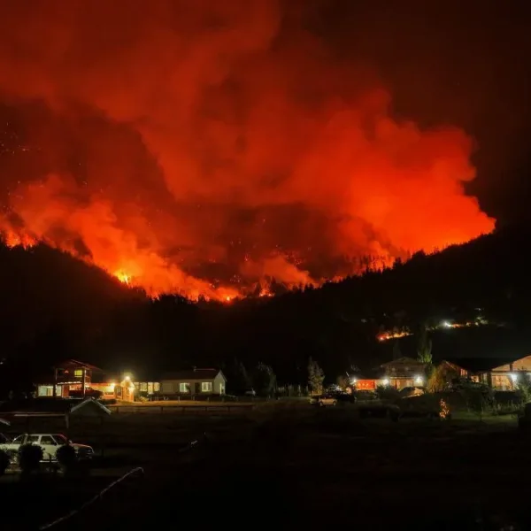 Incendios en Chubut: Nación enviará fondos de emergencia en medio de críticas por recortes al manejo del fuego