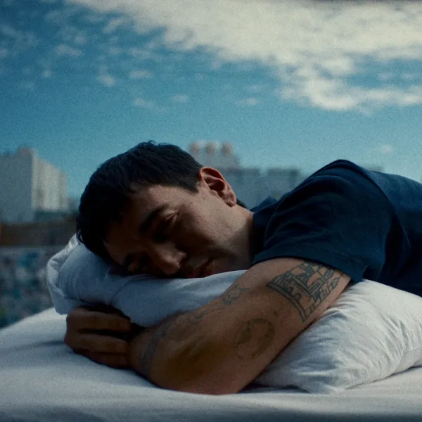 Conociendo Rusia presenta “Películas de Acción” y abre una nueva etapa artística