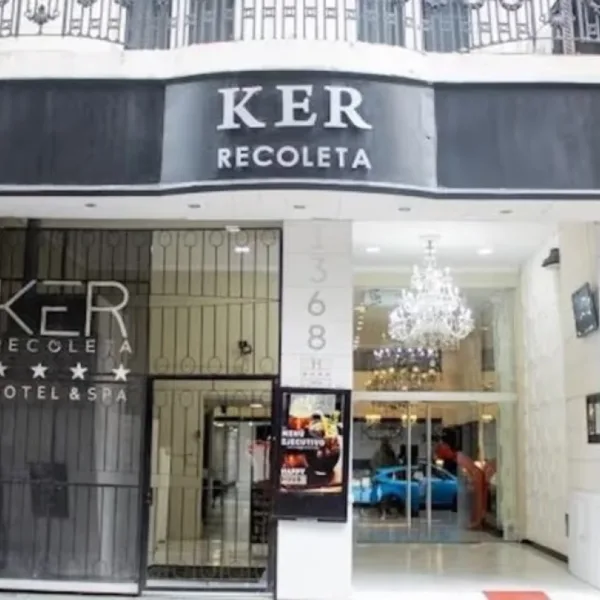 Hallaron sin vida a una mujer y a un niño en un hotel del barrio de Recoleta