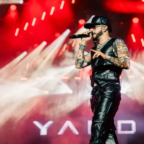 Yandel presenta junto a Latin Mafia su nuevo single: "Cómo es que se hace"
