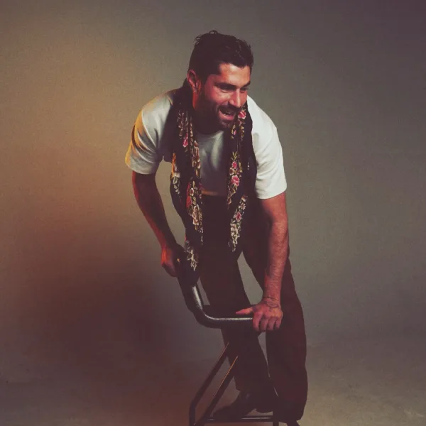 Alejandro Astola llega por primera vez a Buenos Aires