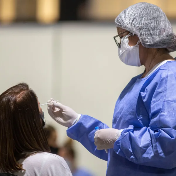 La gripe A (H3N2) duplicó casos en el país y ya se detectó en 14 provincias