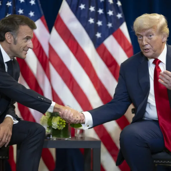Trump reveló conversaciones privadas con Macron y el jefe de la OTAN