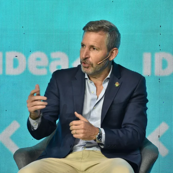 Denuncian espionaje en Entre Ríos: hallan equipos de grabación en oficinas del gobernador