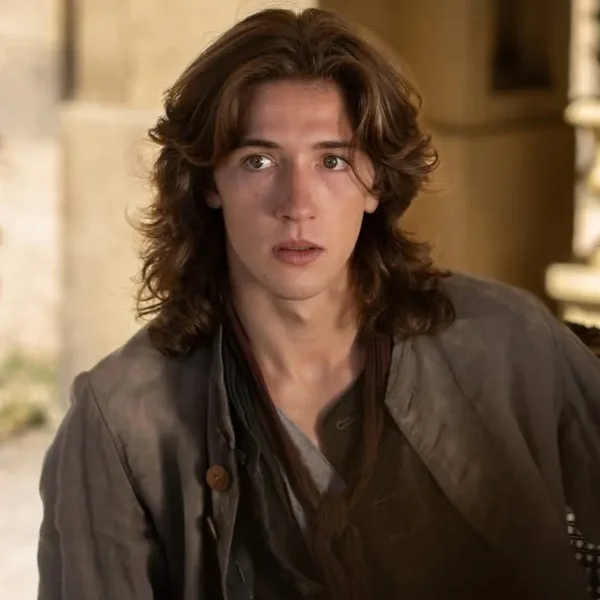 Julen Katzy el actor de Netflix que trabaja en un balneario de San Clemente del Tuyu