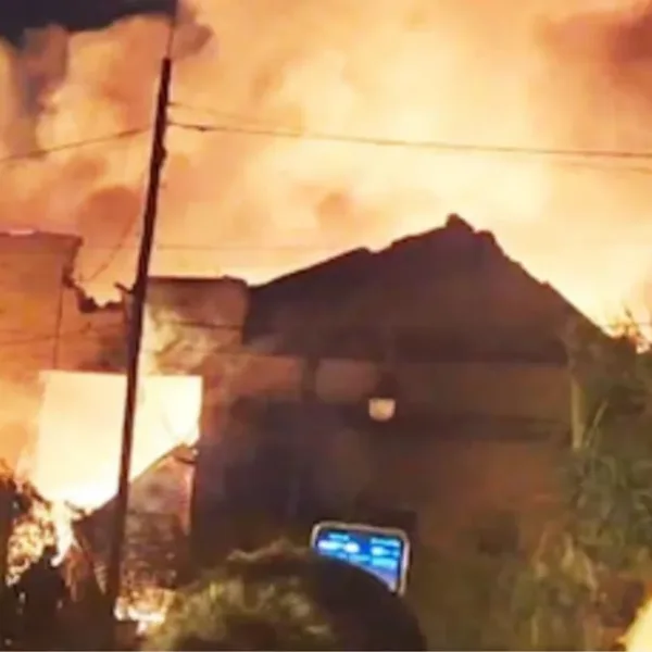 Explotó una fábrica en San Fernando y desató un incendio