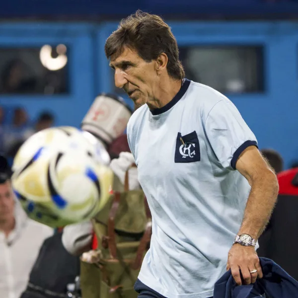 El futbol brasileño viene a la carga por una de las figuras del Racing de Costas