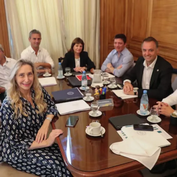 Siguen las negociaciones por la reforma laboral; Nuevos aumentos de luz y gas; Playoffs de la Champions; y más...