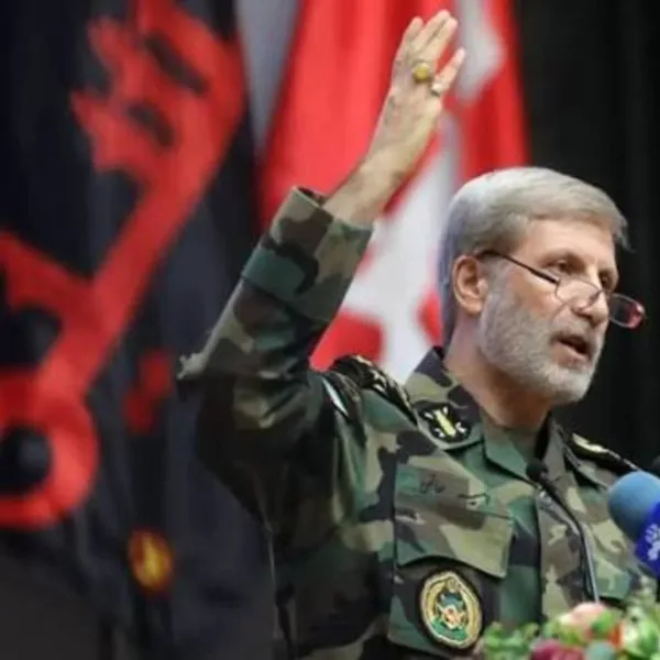 Irán advierte a Estados Unidos de que está en “alerta máxima” en medio de tensiones militares