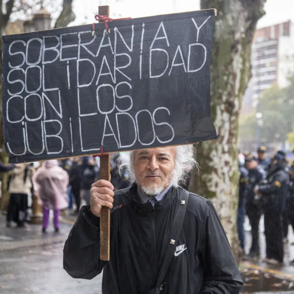 Represión policial en la marcha de los jubilados frente al Congreso