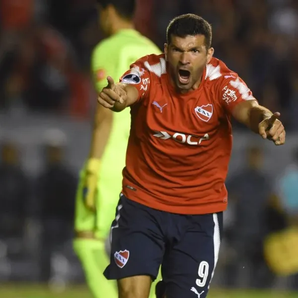 Emmanuel "Puma" Gigliotti anunció su retiro del fútbol profesional 