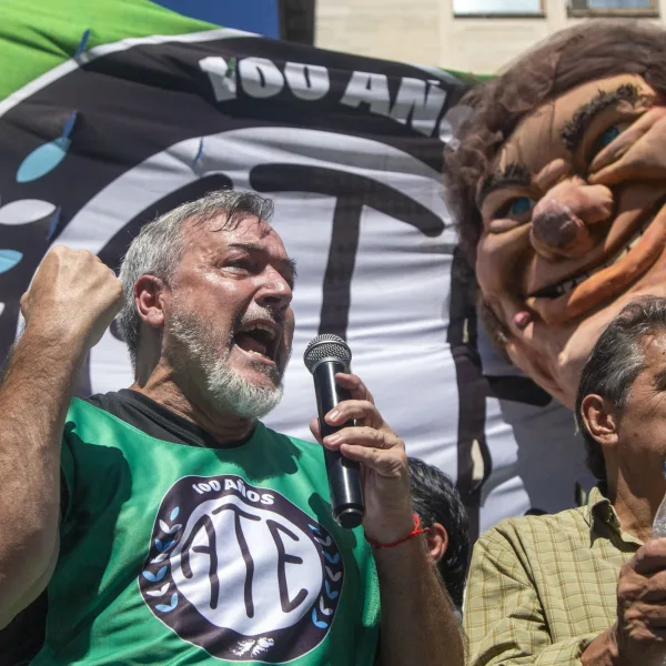 Sin la CGT, ATE llama a “parar igual” contra el proyecto de reforma laboral