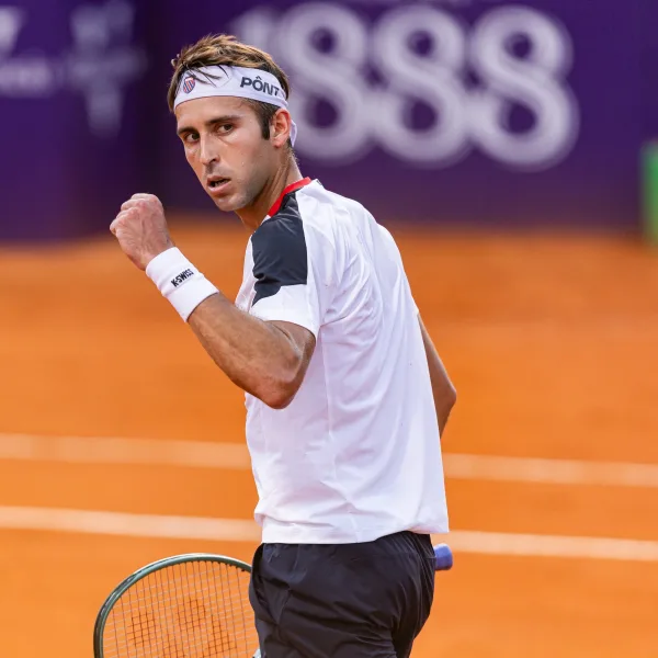 Tomás Etcheverry avanzó a la segunda ronda del ATP 250 de Buenos Aires