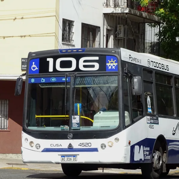 Comienza a circular la fusión de la línea de colectivo 99 y 106 desde este jueves