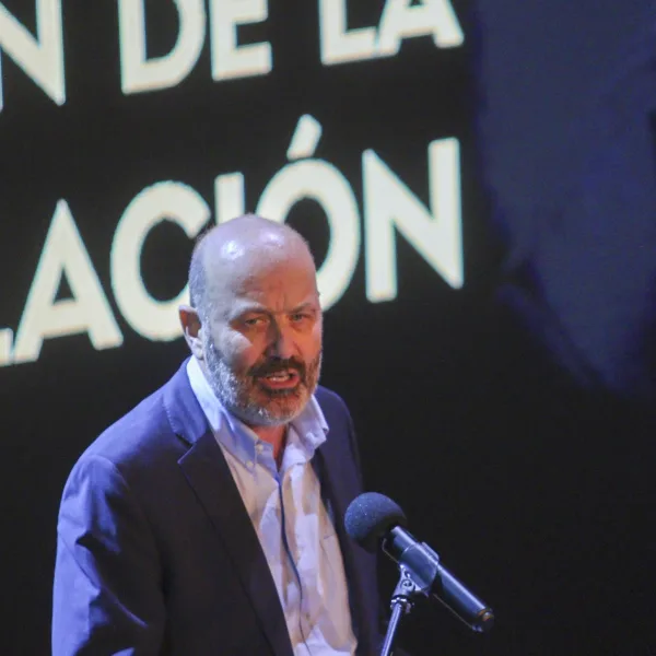 Reforma laboral: Sturzenegger defendió los cambios en licencias y vacaciones