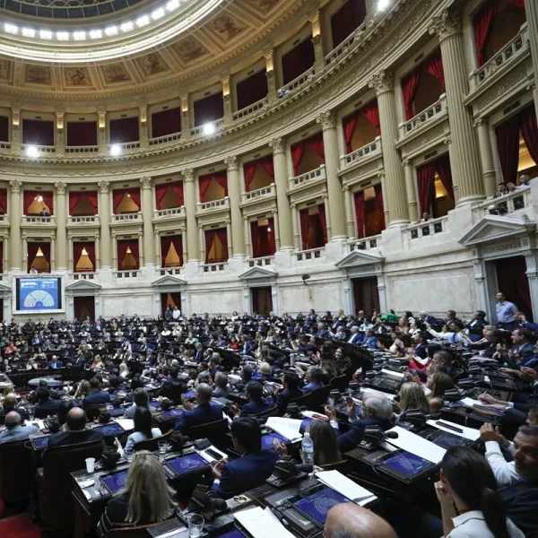 La Cámara de Diputados dio media sanción a la reducción de la edad de imputabilidad; El FMI concluyó la misión en Argentina y el Gobierno espera un nuevo desembolso; Maxi Rodríguez se ilusiona con el Mundial 2026 y mucho más....