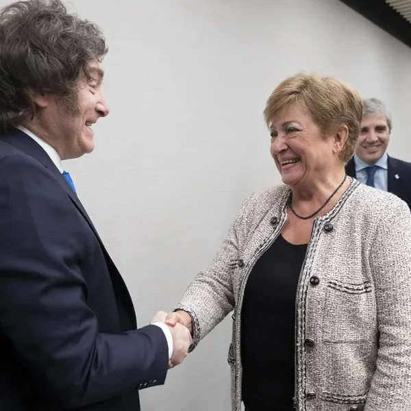 El FMI concluyó la misión en Argentina y el Gobierno espera un nuevo desembolso