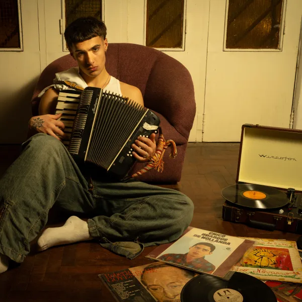 Tobika presenta “Re Solo”, su nuevo single