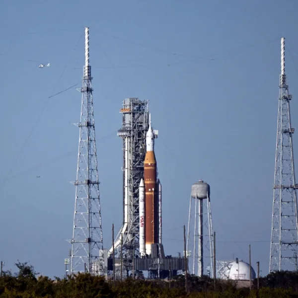 La NASA vuelve a postergar el lanzamiento de Artemis II por fallas técnicas 