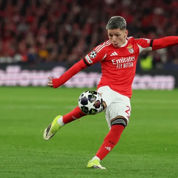 Prestianni, suspendido provisoriamente por la UEFA tras la denuncia de Vinicius por racismo