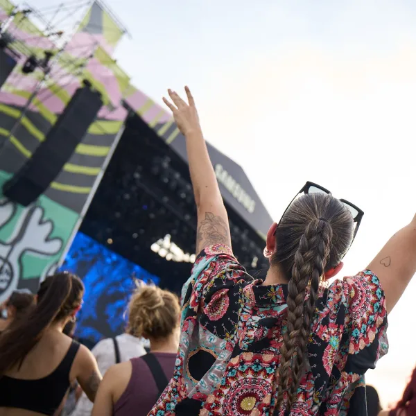 Lollapalooza anuncia nuevos Sideshows: Judeline y Guitarricadelfuente llegan a Niceto