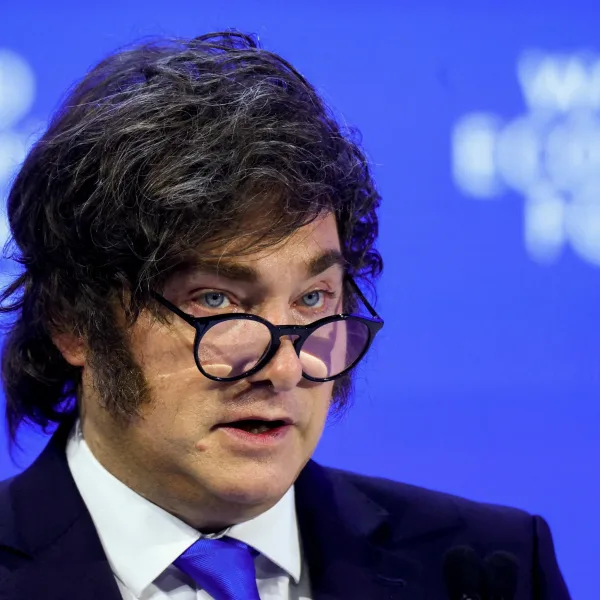 Milei acusó a tres empresarios de haber "hundido a los argentinos de bien" y los calificó de delincuentes