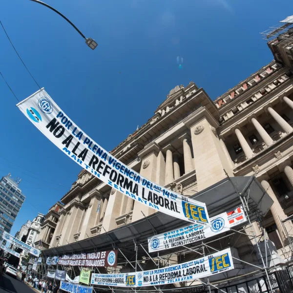 La CGT pidió en la Justicia que se declare inconstitucional la reforma laboral