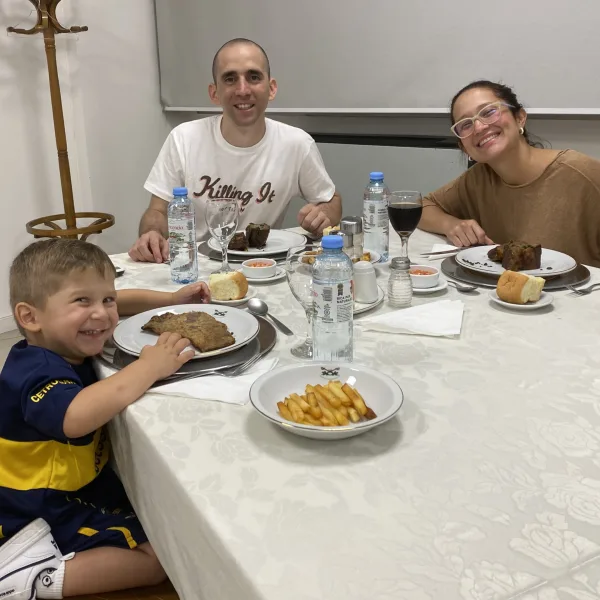 Tras 448 días detenido, Nahuel Gallo cenó con su familia y su esposa habló de su estado de salud