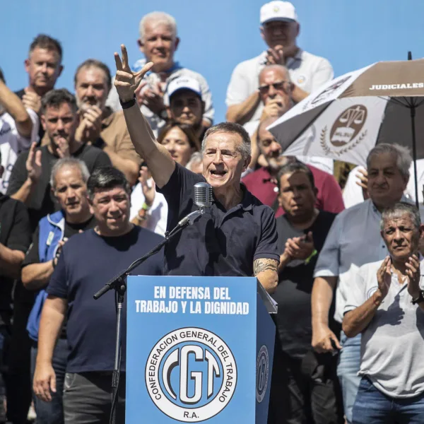 La CGT criticó a la UIA por avalar la reforma laboral y cuestionar la situación industrial