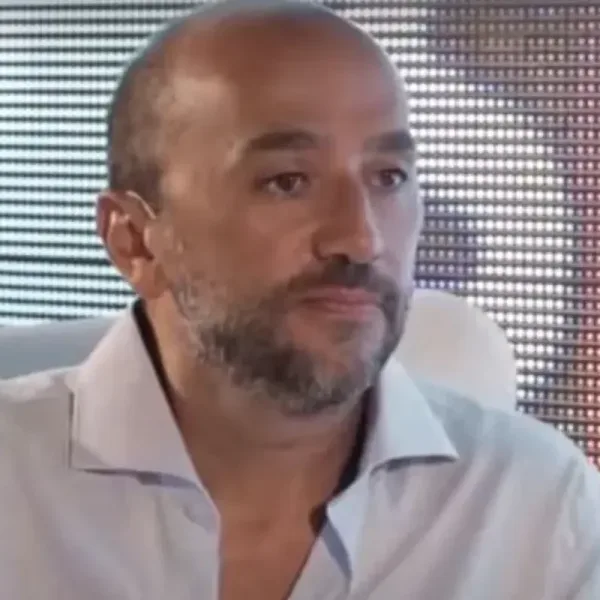 Pablo Layus habló de su salida de Intrusos y apuntó contra Paula Varela