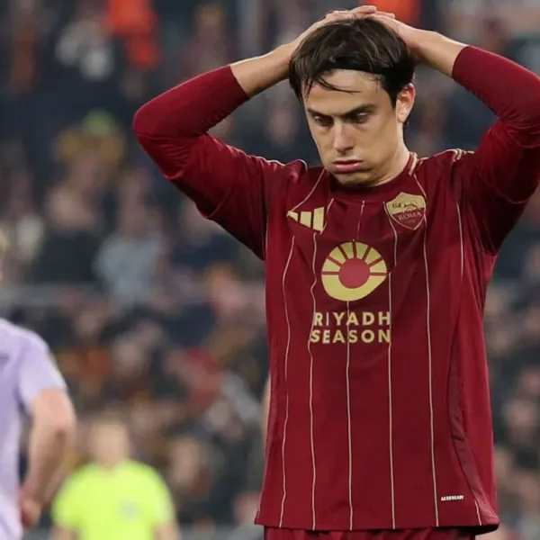 Paulo Dybala fue operado con éxito de la rodilla y estará más de un mes afuera de las canchas