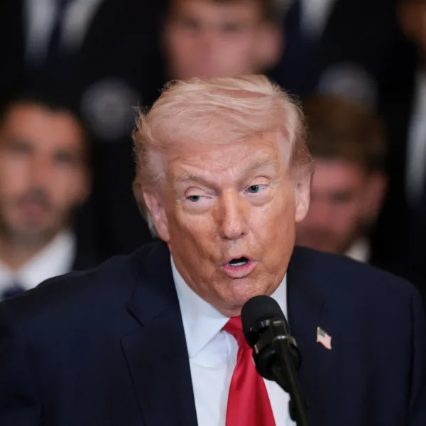 Trump aseguró que “no habrá acuerdo con Irán” y exigió una "rendición incondicional"